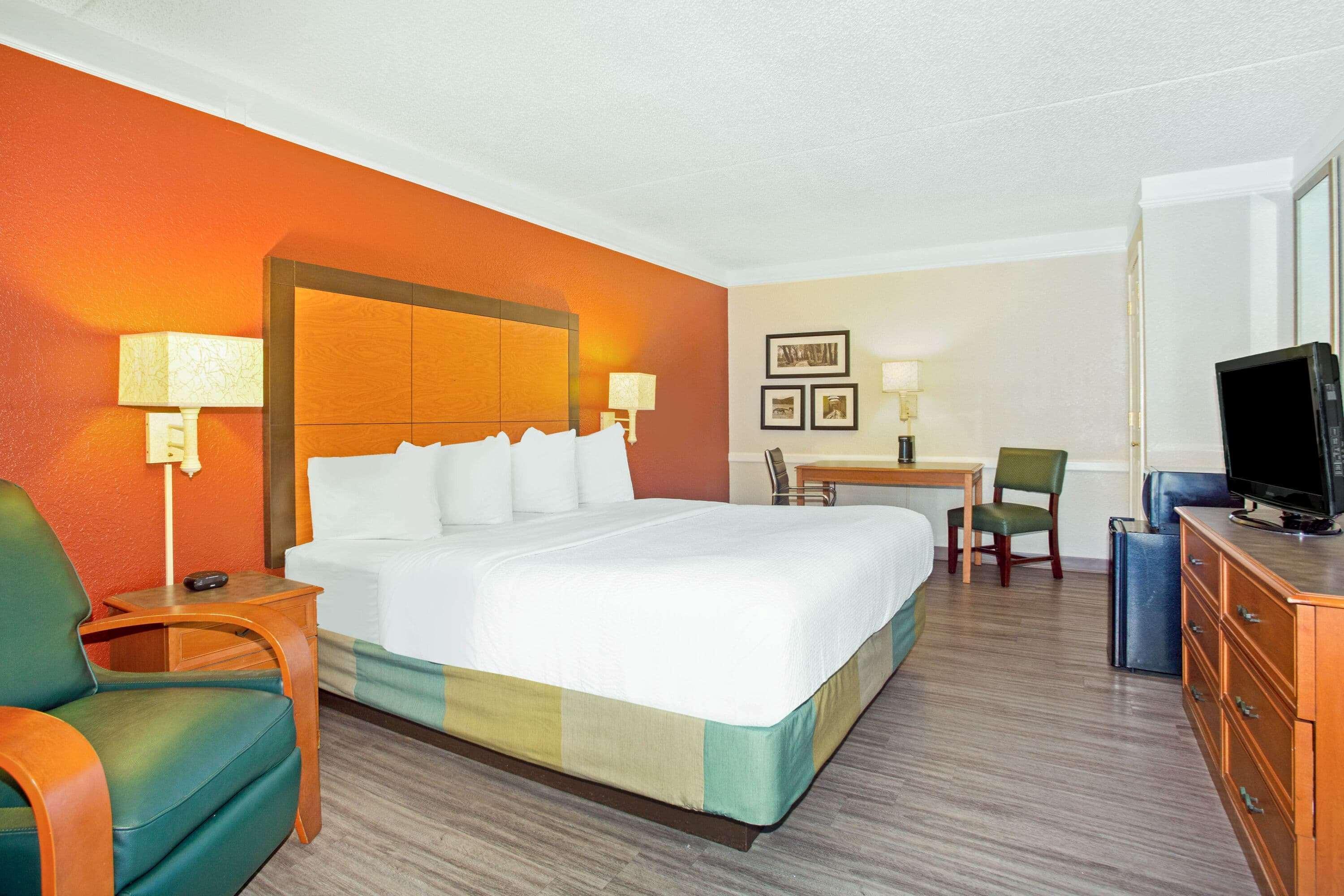 La Quinta Inn By Wyndham Victoria Εξωτερικό φωτογραφία