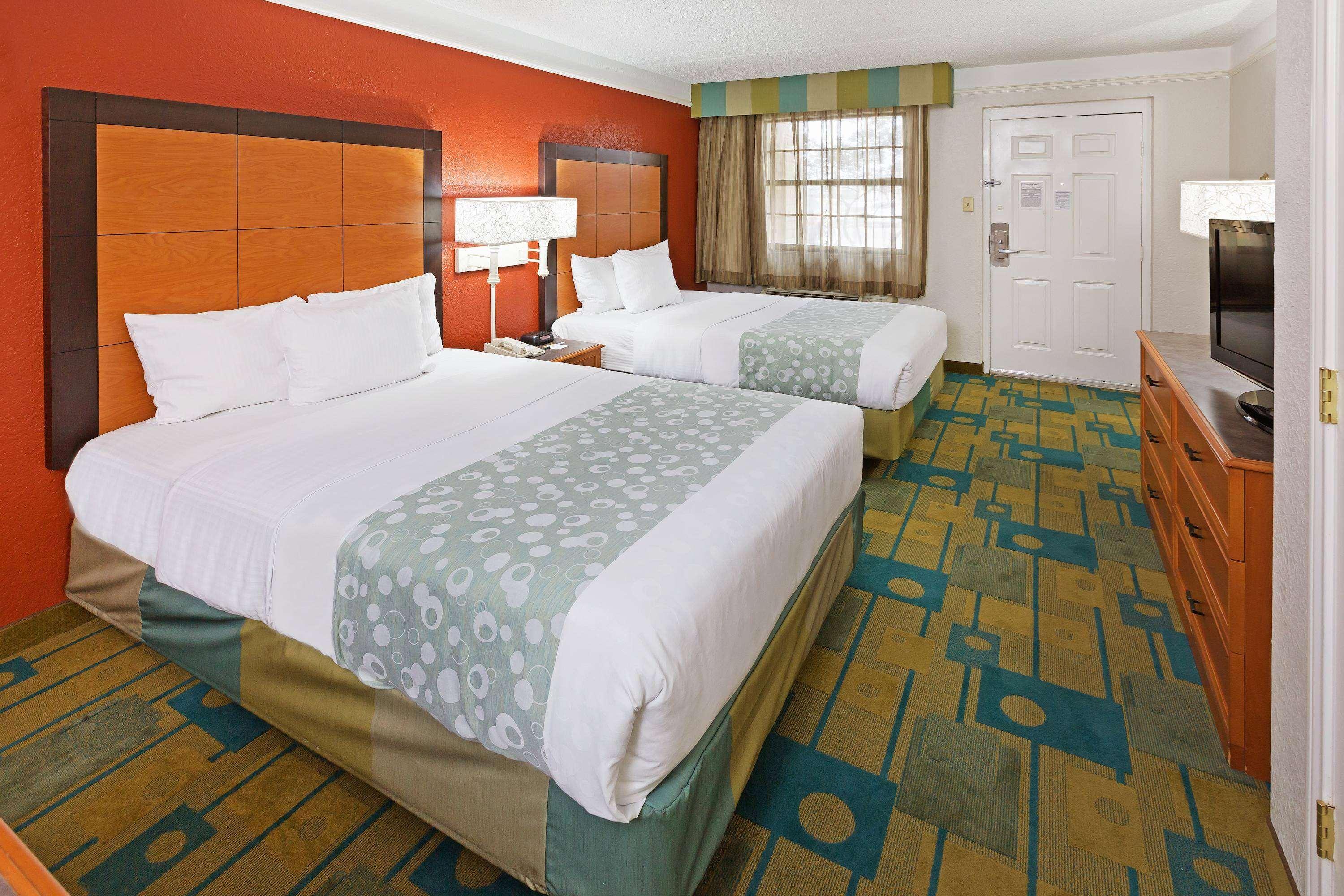 La Quinta Inn By Wyndham Victoria Εξωτερικό φωτογραφία