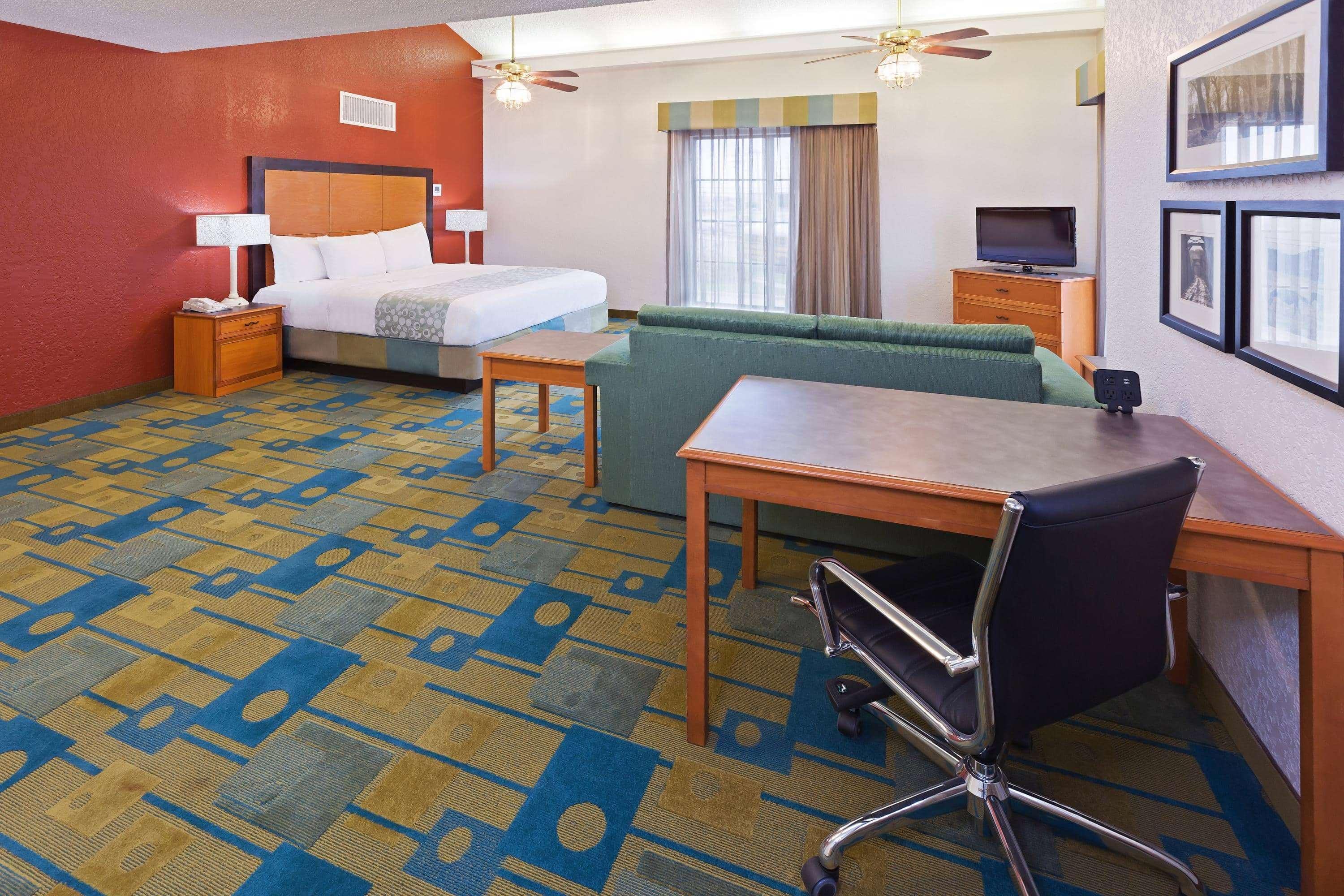 La Quinta Inn By Wyndham Victoria Εξωτερικό φωτογραφία