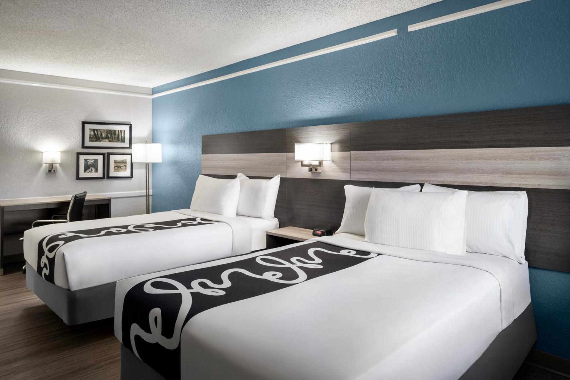 La Quinta Inn By Wyndham Victoria Εξωτερικό φωτογραφία